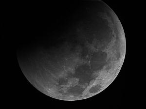 2010 Lunar Eclipse 0023.jpg (131044 bytes)